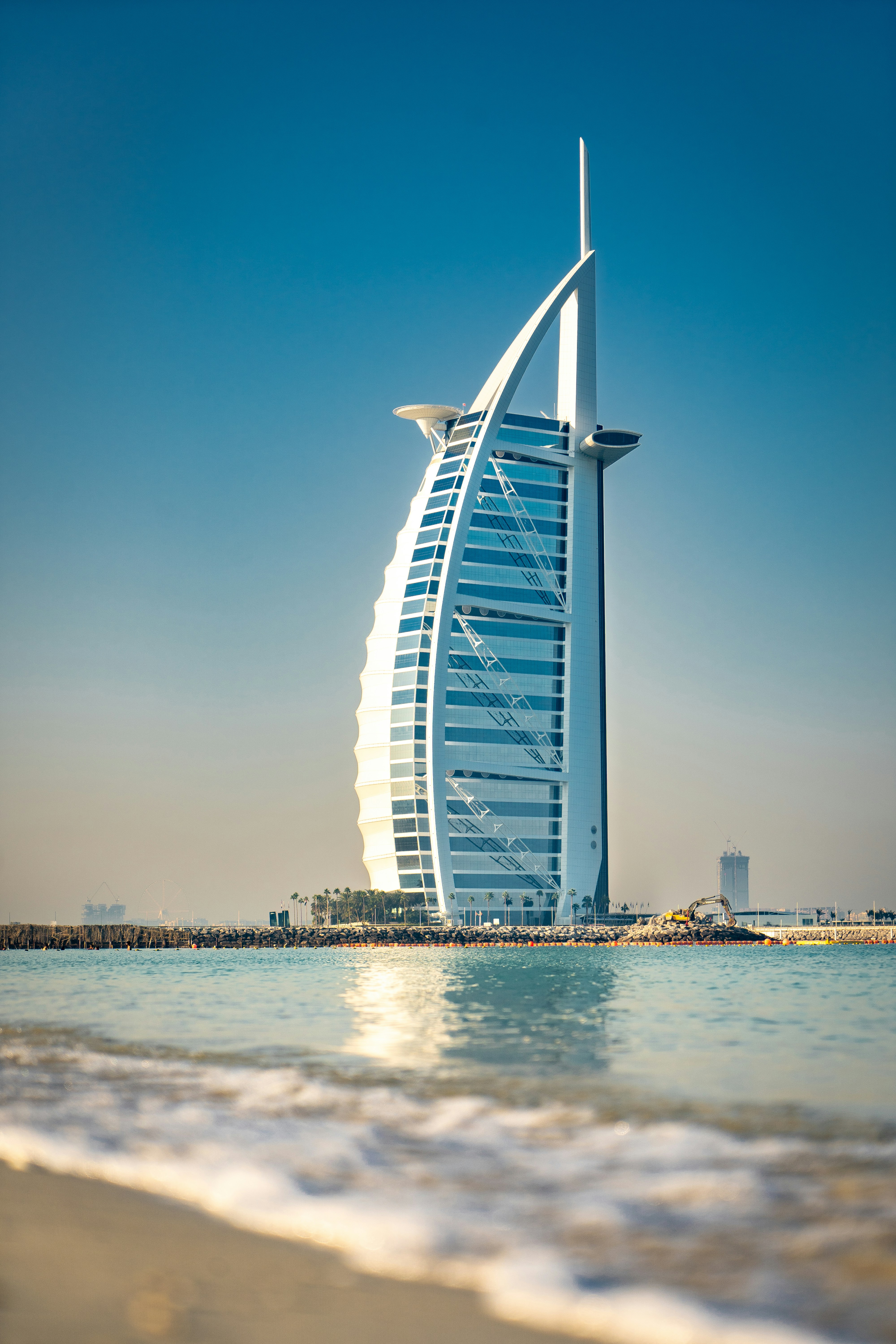 الإمارات